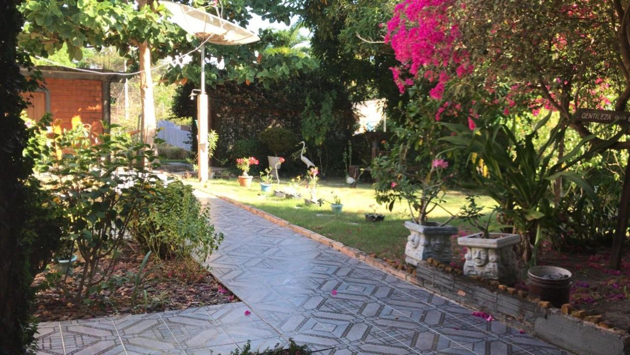 Pousada Ponta De Pedras Alter do Chão Ngoại thất bức ảnh